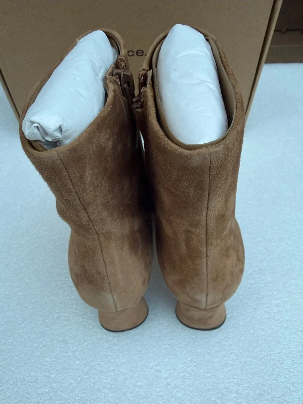 Vince women hilda